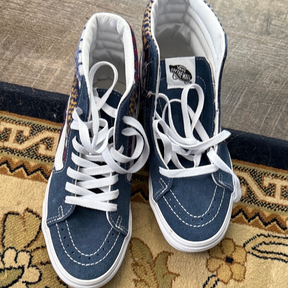 Vans hi top